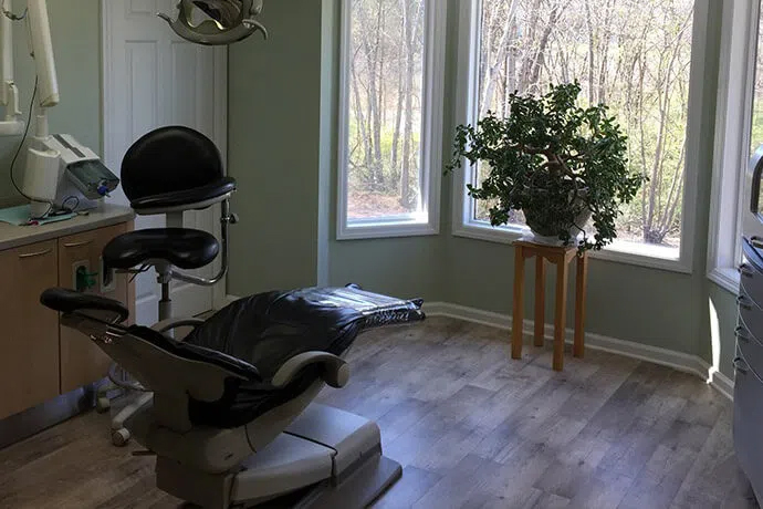 Dentist in Powell TN